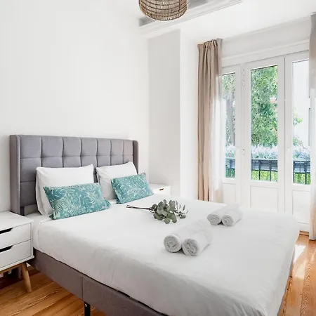 Charming Sol Apartments Madrid Exterior photo